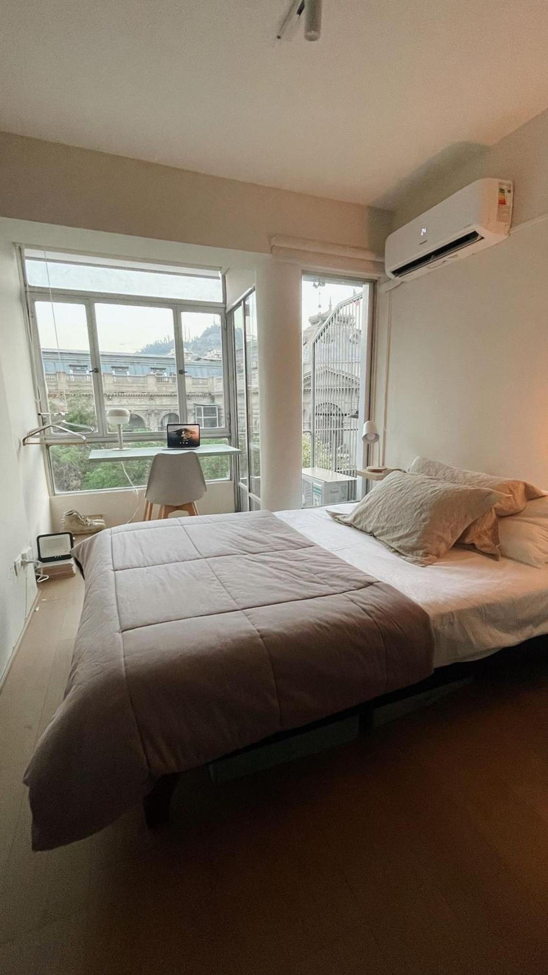 Luminoso Y Con Ac: Vista Al Museo Bellas Artes Apartamento Santiago