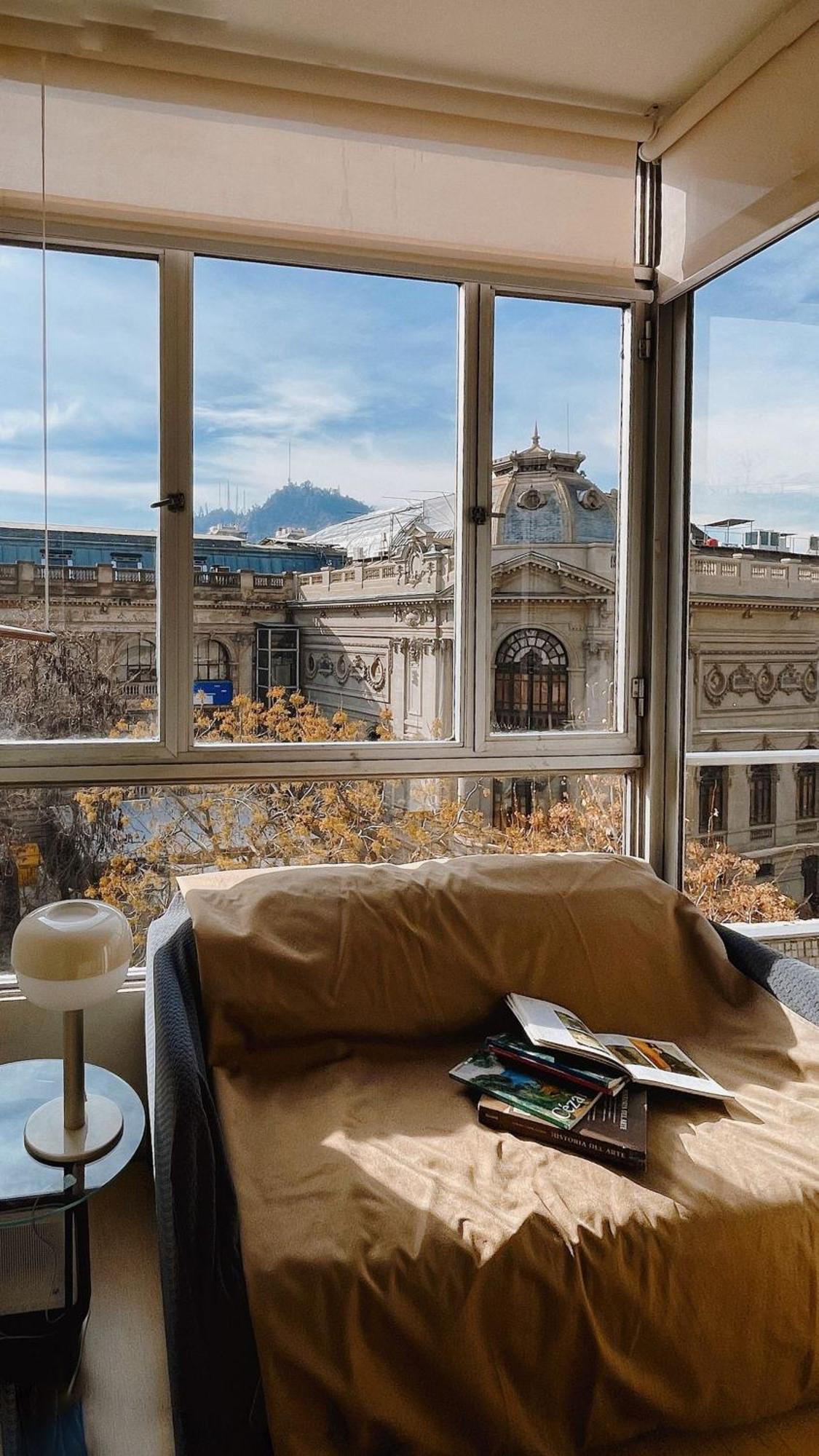 Luminoso Y Con Ac: Vista Al Museo Bellas Artes *